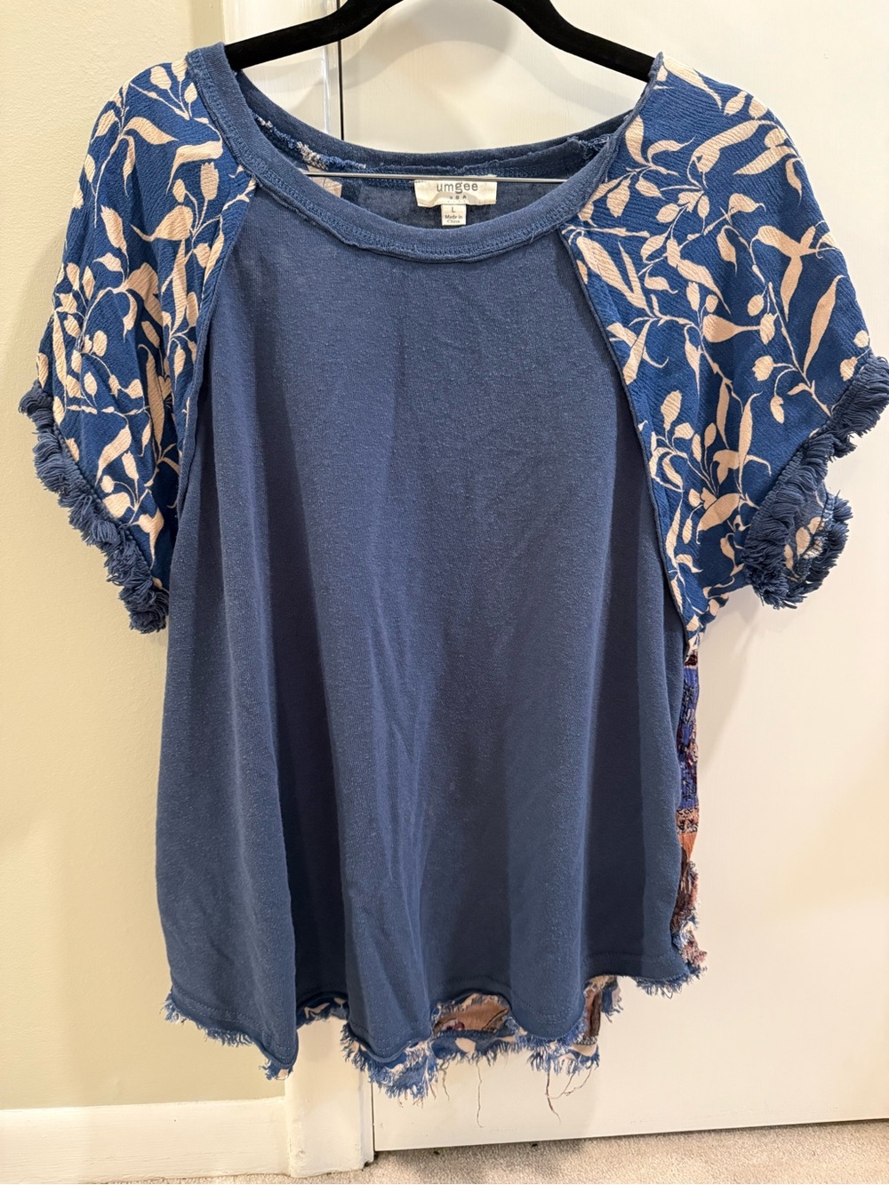 Umgee Blue Short Sleeve Raglan Tee with Fringe & Patterned Sleeves